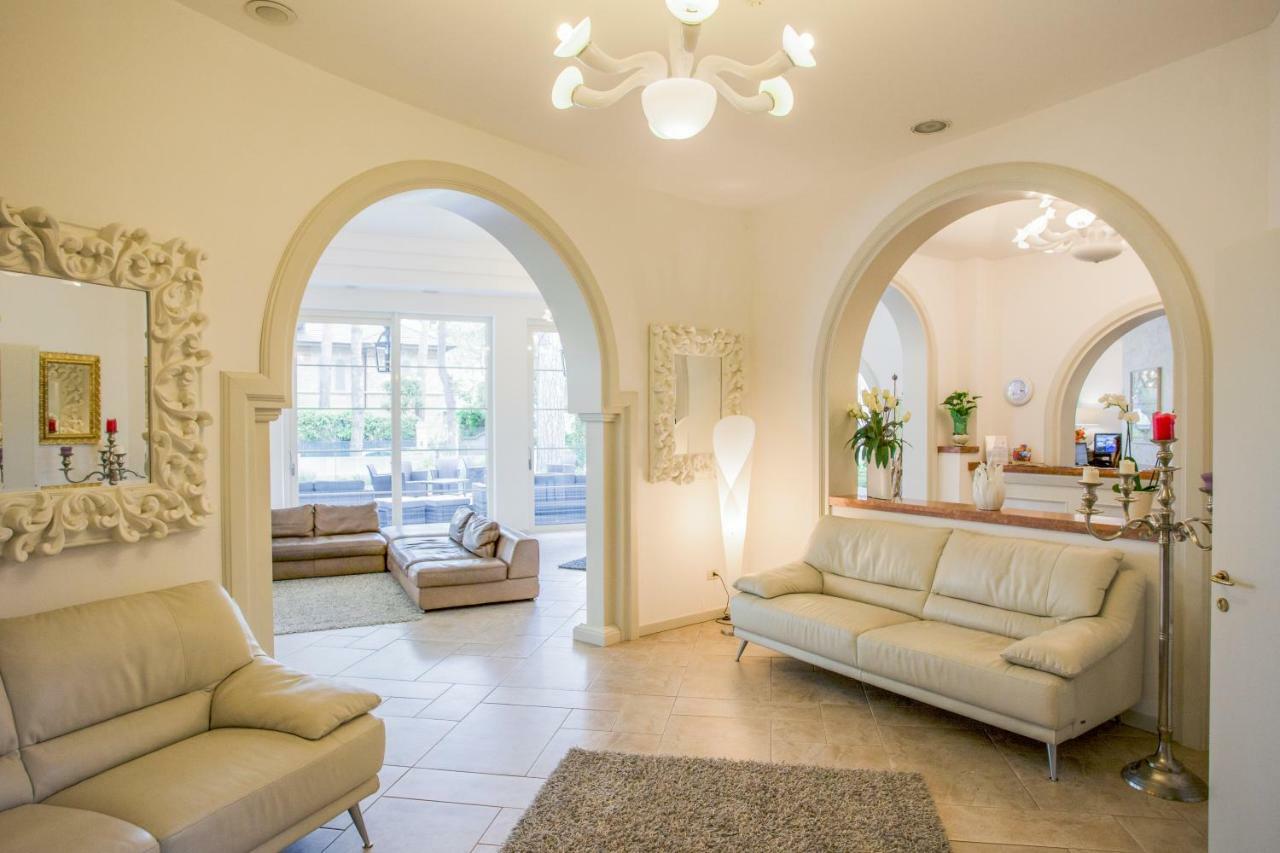 Hotel Belvedere Milano Marittima Esterno foto