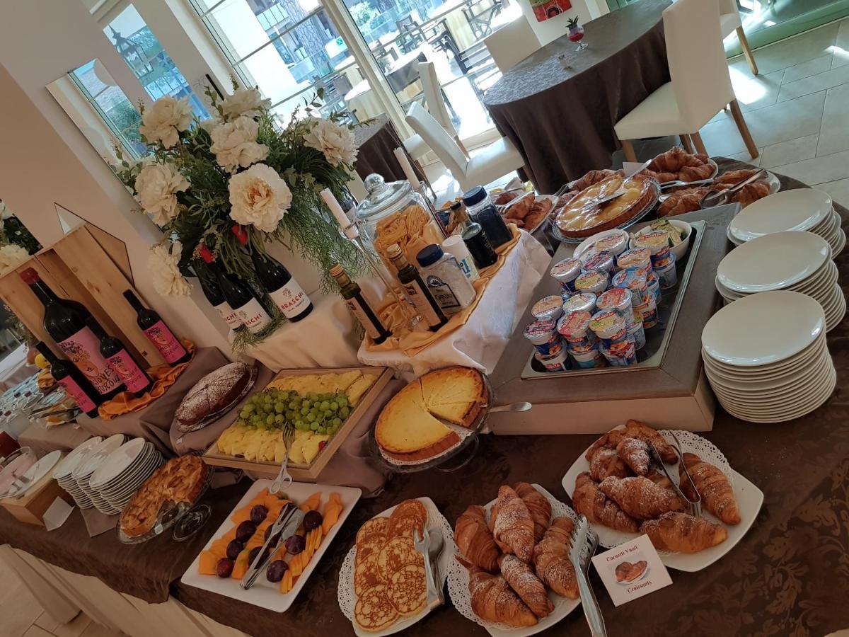 Hotel Belvedere Milano Marittima Esterno foto